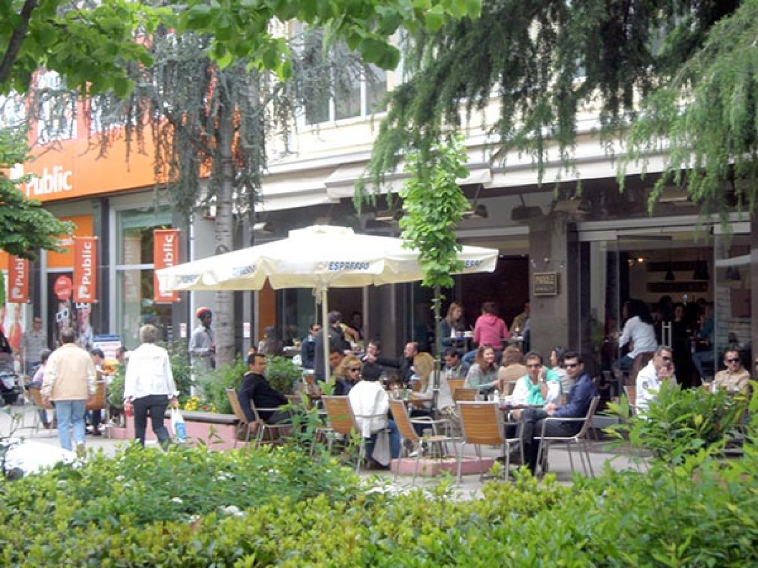 Η αγορά προσπαθεί να βρει τον… βηματισμό της!