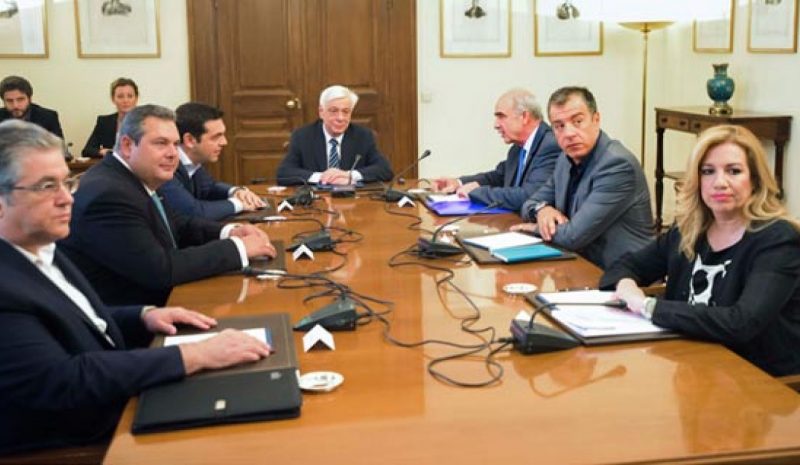 ΔΥΣΤΥΧΩΣ ΜΠΡΟΣΤΑ ΕΙΝΑΙ ΤΑ ΔΥΣΚΟΛΑ!