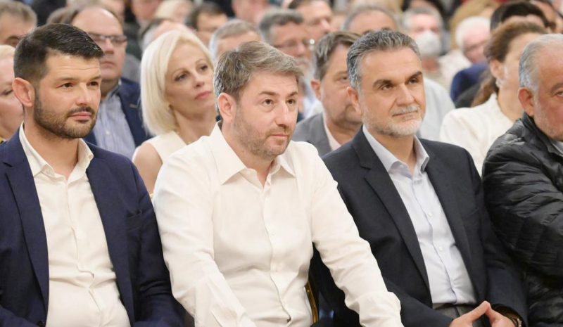 ΙΣΧΥΡΟΣ ΑΡΧΗΓΟΣ ΞΑΝΑ Ο ΑΝΔΡΟΥΛΑΚΗΣ!