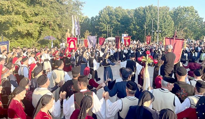 Στα Τρίκαλα χτύπησε η «καρδιά»  των Βλάχων στο 40ο Αντάμωμα