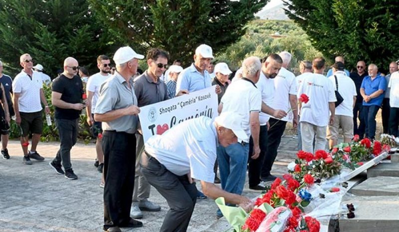 Ανιστόρητα συνθήματα και εθνικιστικές κορώνες για την «Τσαμουριά»!