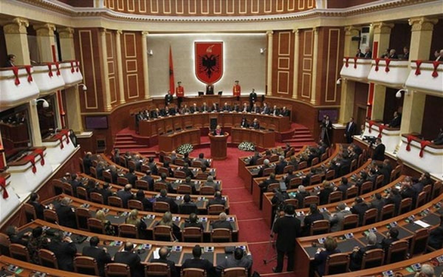 ΟΧΙ στα σχέδια Ράμα θα πουν σήμερα οι ελληνικής καταγωγής βουλευτές!..
