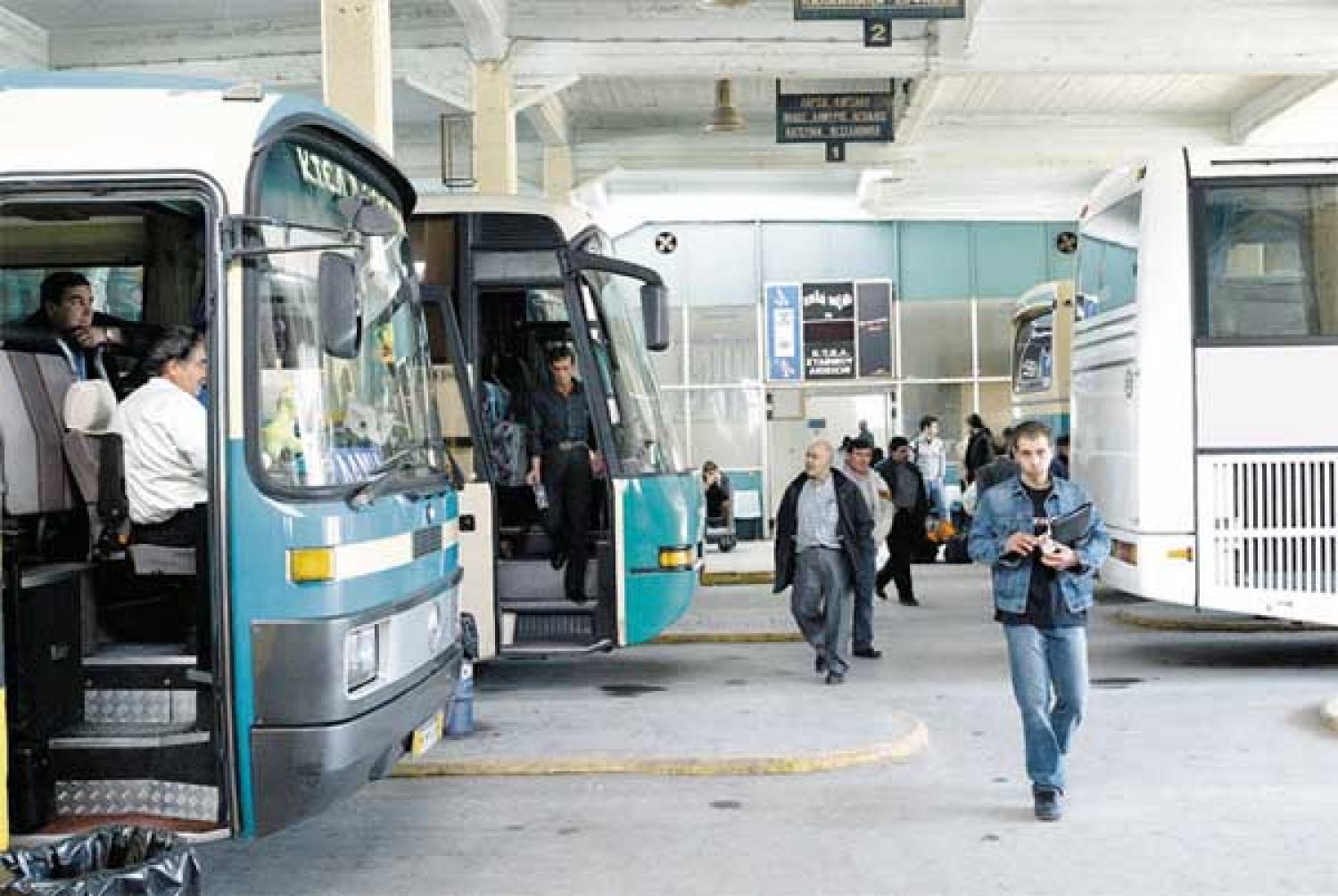 Η ΗΠΕΙΡΟΣ ΠΙΟ ΚΟΝΤΑ ΣΤΑ «ΚΕΝΤΡΑ»!