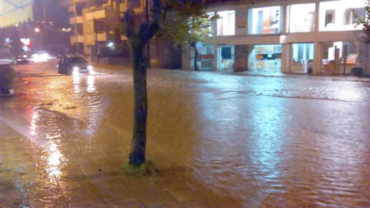 Σάρωσε την Ήπειρο χθες η σφοδρή κακοκαιρία