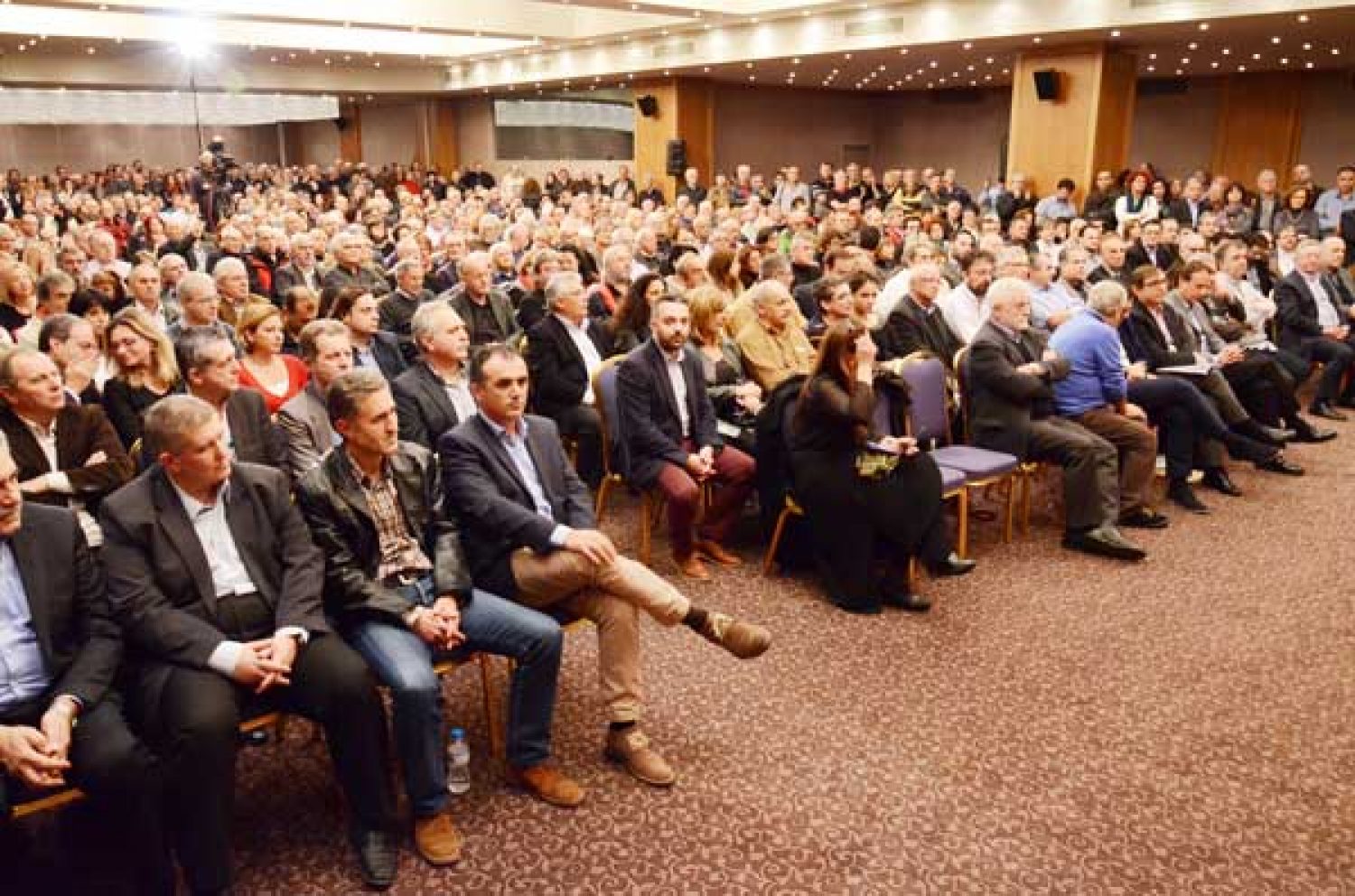 ΑΛΕΞΗΣ ΤΣΙΠΡΑΣ: Εμείς ερχόμαστε για ν’ αλλάξουμε τα καλούπια της εξουσίας!..