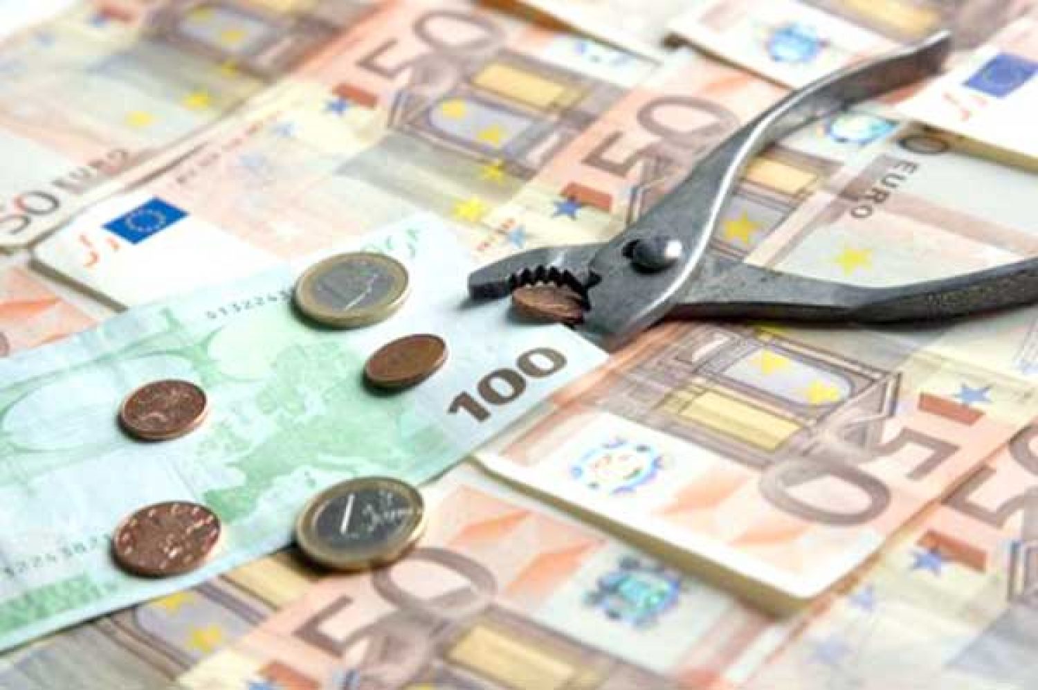 Η ΡΕΥΣΤΟΤΗΤΑ ΣΤΟ…ΝΑΔΙΡ!