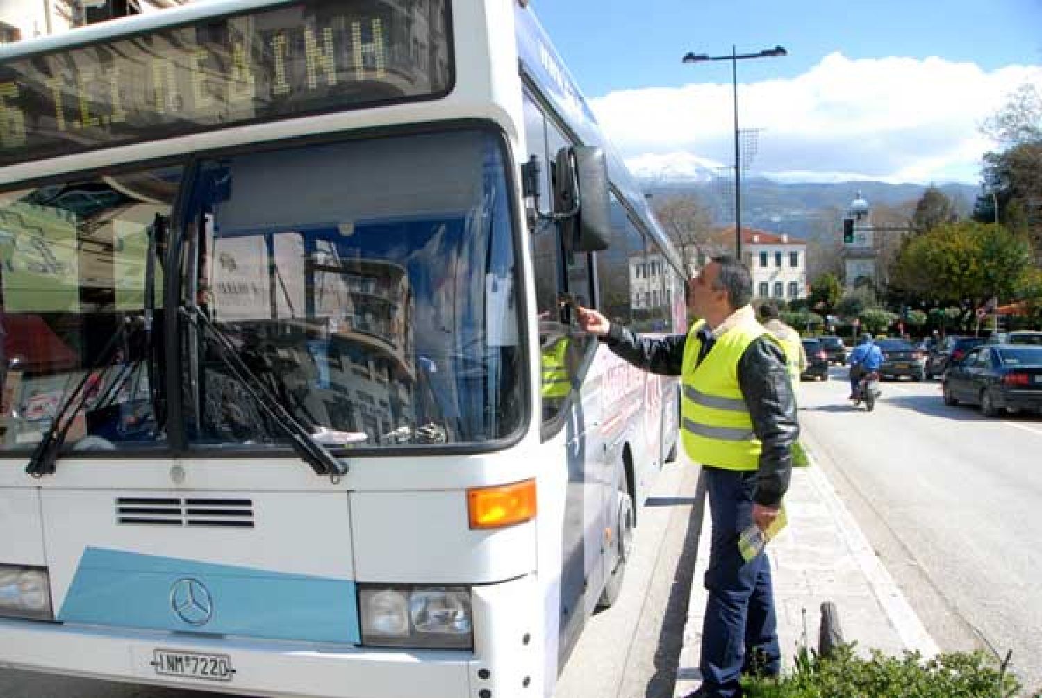 Κορυφώνεται η άφιξη εκδρομέων αλλά η κίνηση παραμένει χαμηλή!