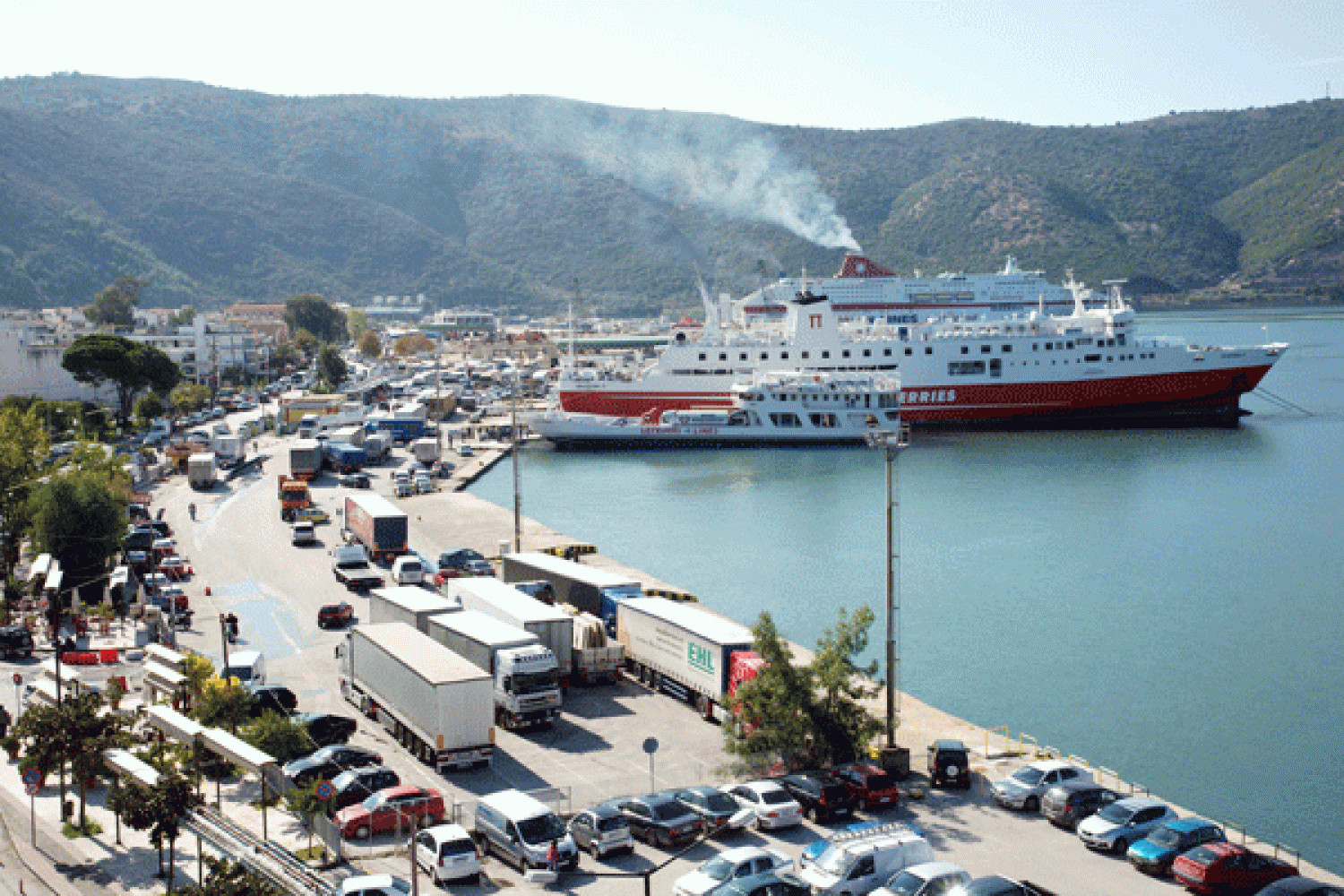 Κύκλωμα με δράση και στην Ήπειρο θησαύριζε απ’ το εμπόριο ναρκωτικών