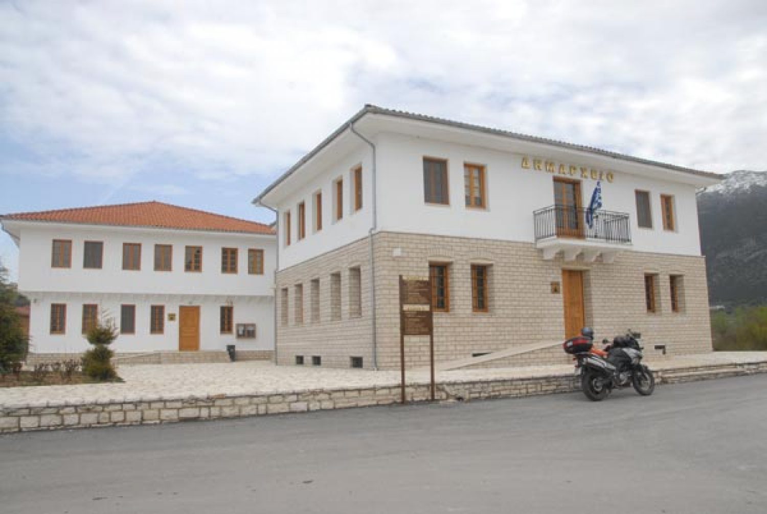 Δήλωση Ε9 με… 1.000 ακίνητα υπέβαλλε ο Δήμος Ιωαννιτών!