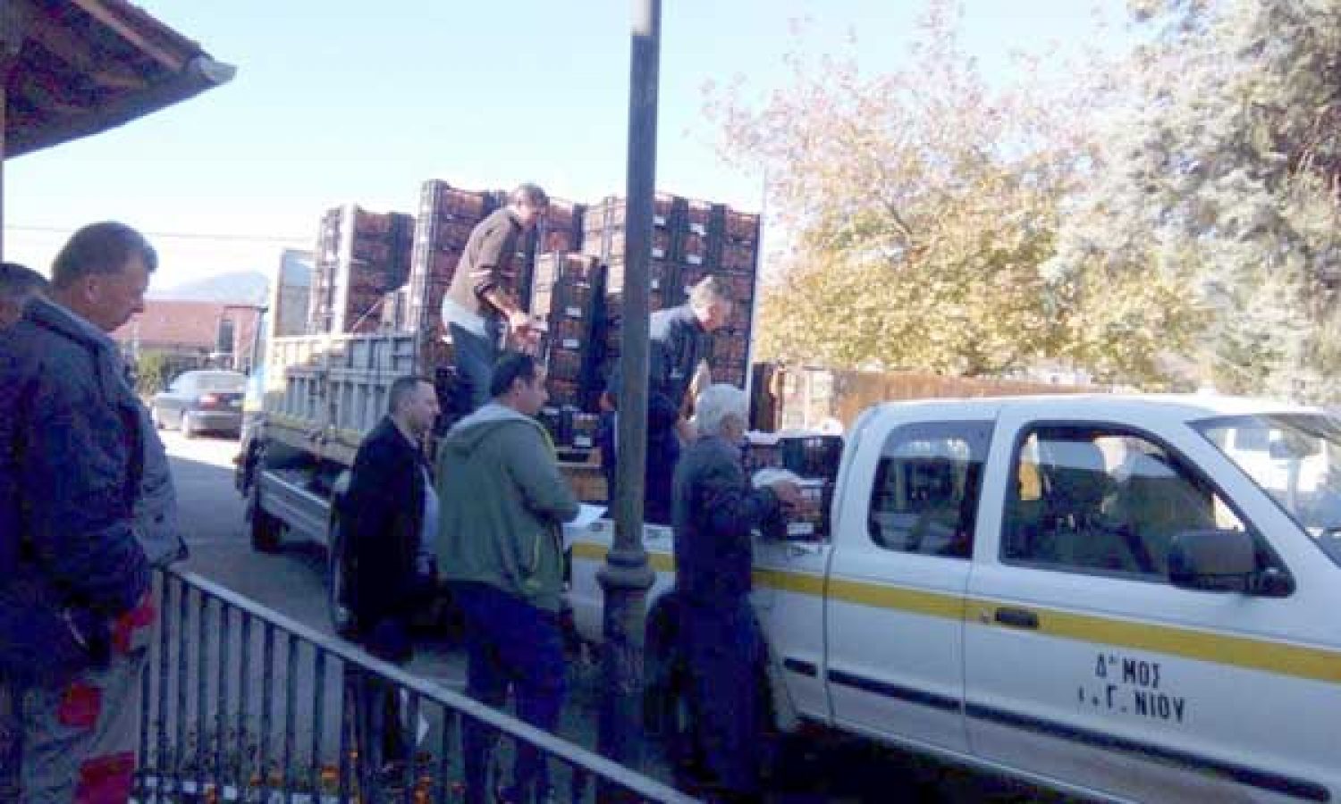 Ρύζι και φρούτα διένειμε ο Δήμος Πωγωνίου