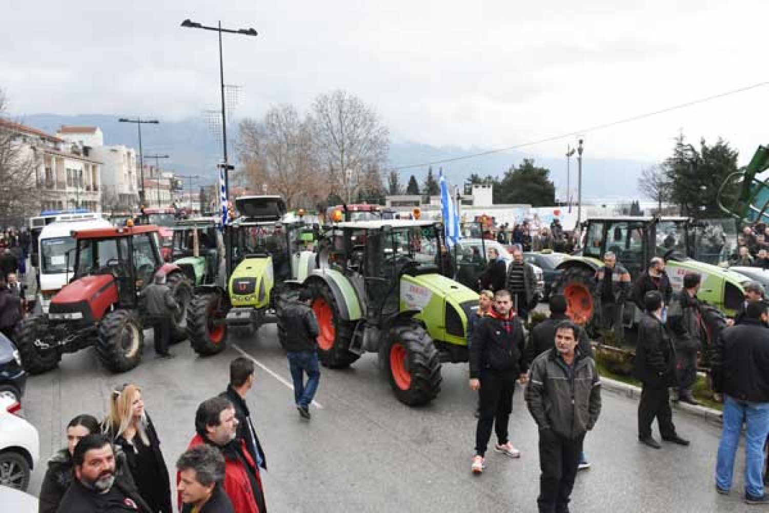 ΣΒΗΝΕΙ Η ΚΤΗΝΟΤΡΟΦΙΑ ΣΤΗΝ ΗΠΕΙΡΟ
