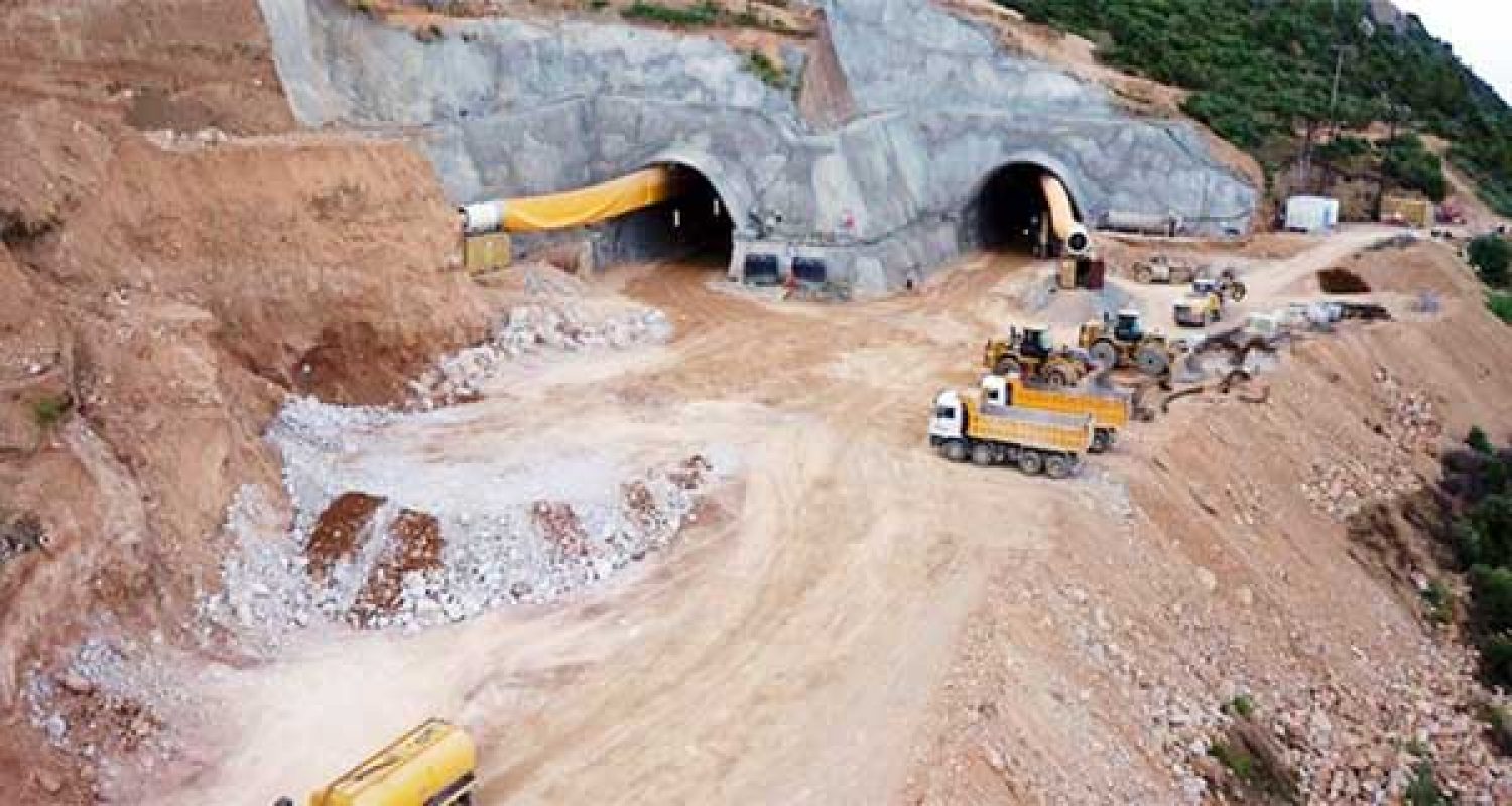 ΙΟΝΙΑ ΟΔΟΣ: Ποιες εκκρεμότητες «φρενάρουν» την προώθηση του έργου