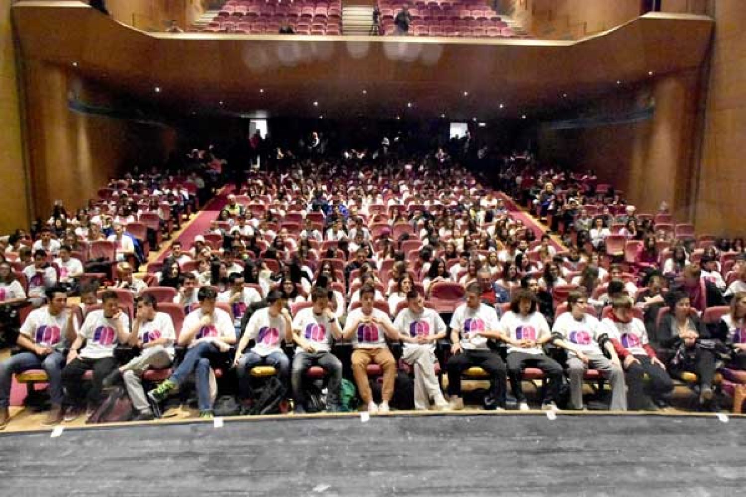 «Ναι, μπορούμε όλοι μαζί» φώναξαν χθες οι Γιαννιώτες
