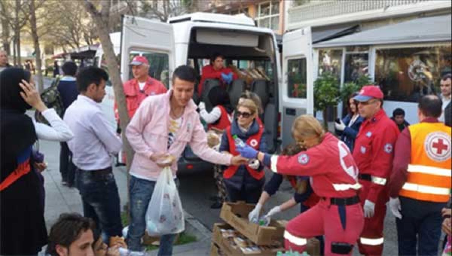 Τώρα ψάχνουν χώρους για μόνιμη εγκατάσταση 150.000 προσφύγων!