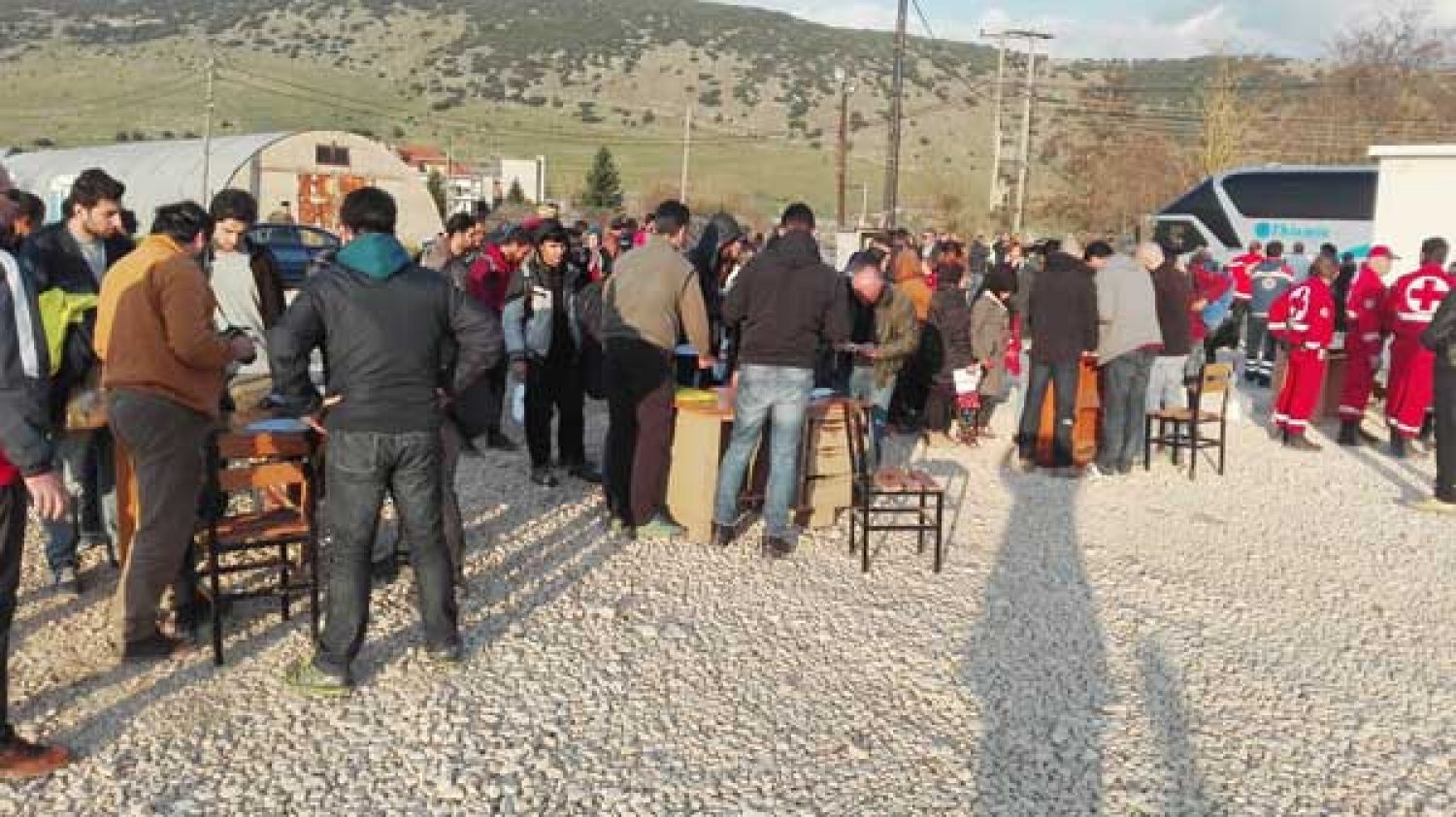 Στέλνουν στα… τυφλά τους πρόσφυγες χωρίς ενημέρωση, πόρους, αρμοδιότητες!