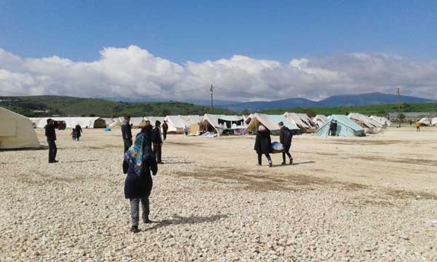 Αλήθεια, ποιος κάνει κουμάντο στον καταυλισμό του Κατσικά;