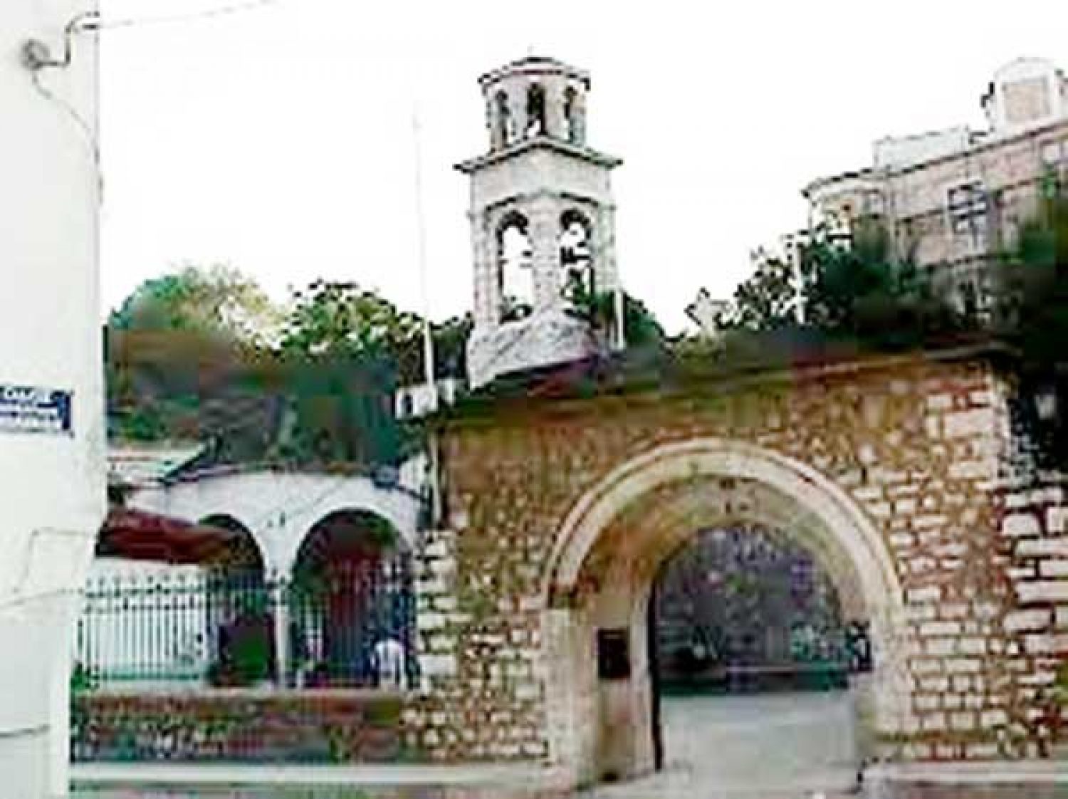 Οι Ακολουθίες του Πάσχα στις εκκλησίες