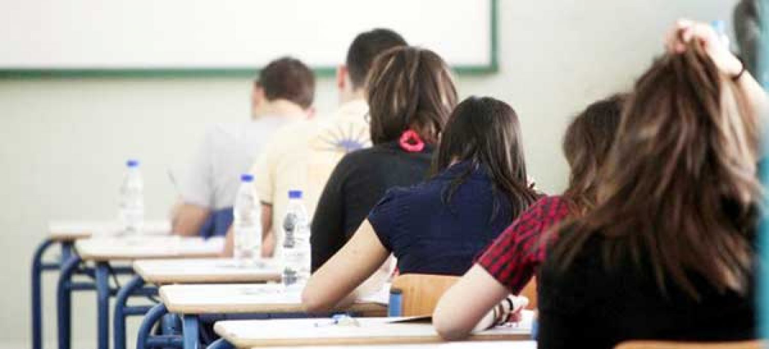 Οι απεργίες των εκπαιδευτικών απειλούν τις πανελλαδικές εξετάσεις