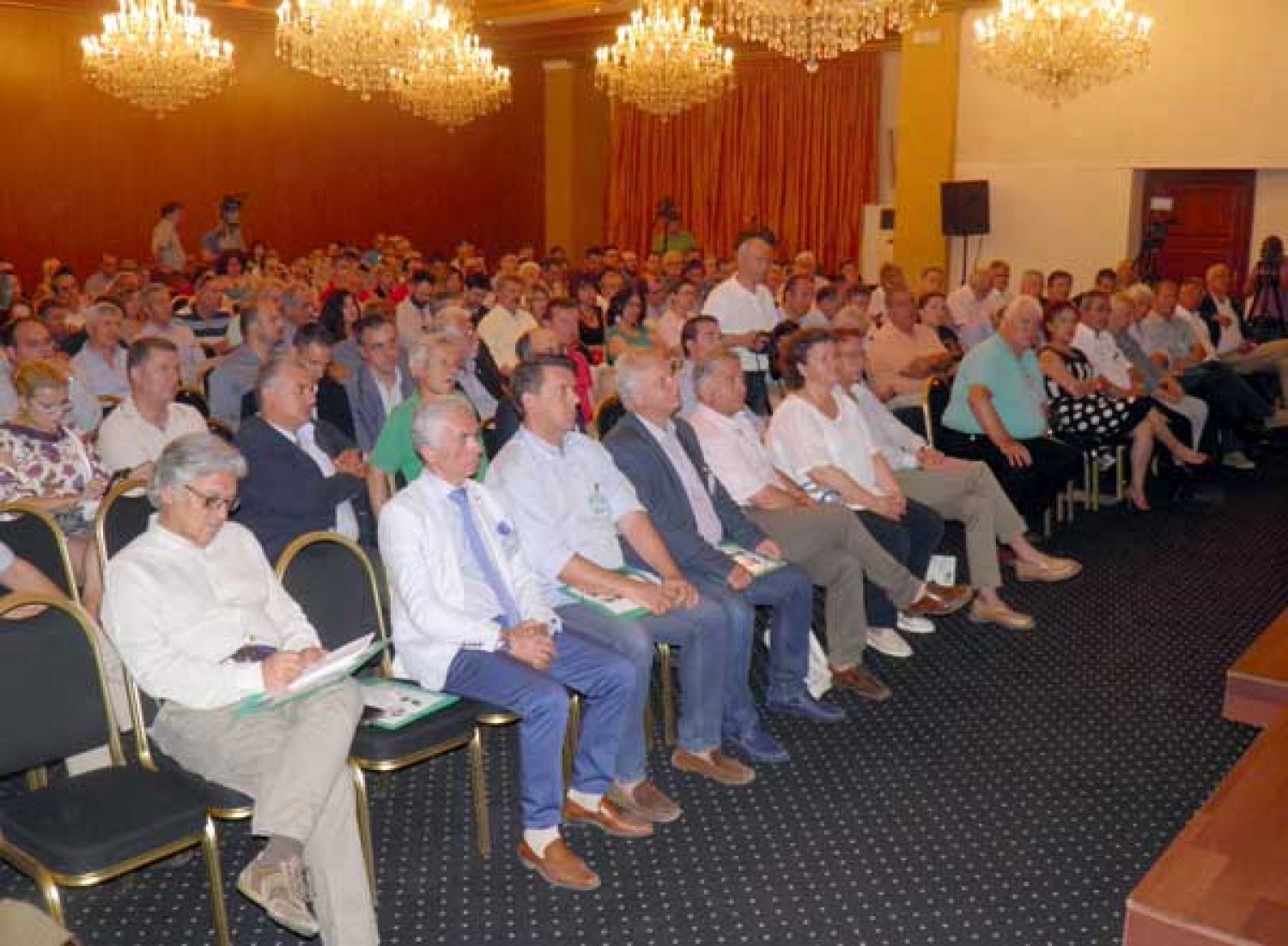 ΣΚΛΗΡΕΣ ΚΟΝΤΡΕΣ ΓΙΑ ΤΑ ΣΚΟΥΠΙΔΙΑ!