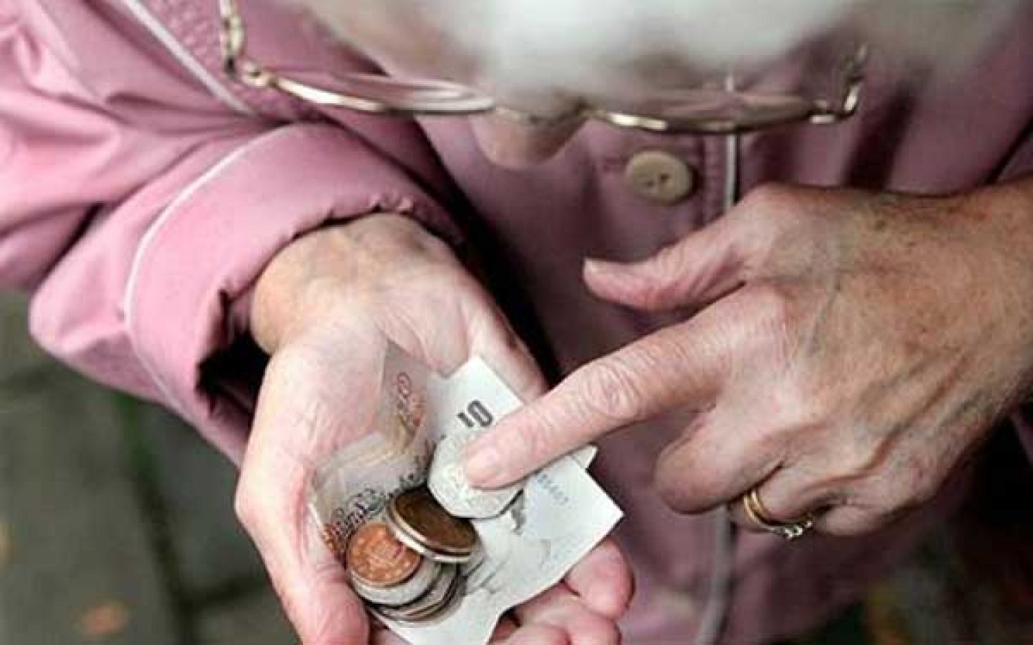 Νέο… αλαλούμ με τις συντάξεις