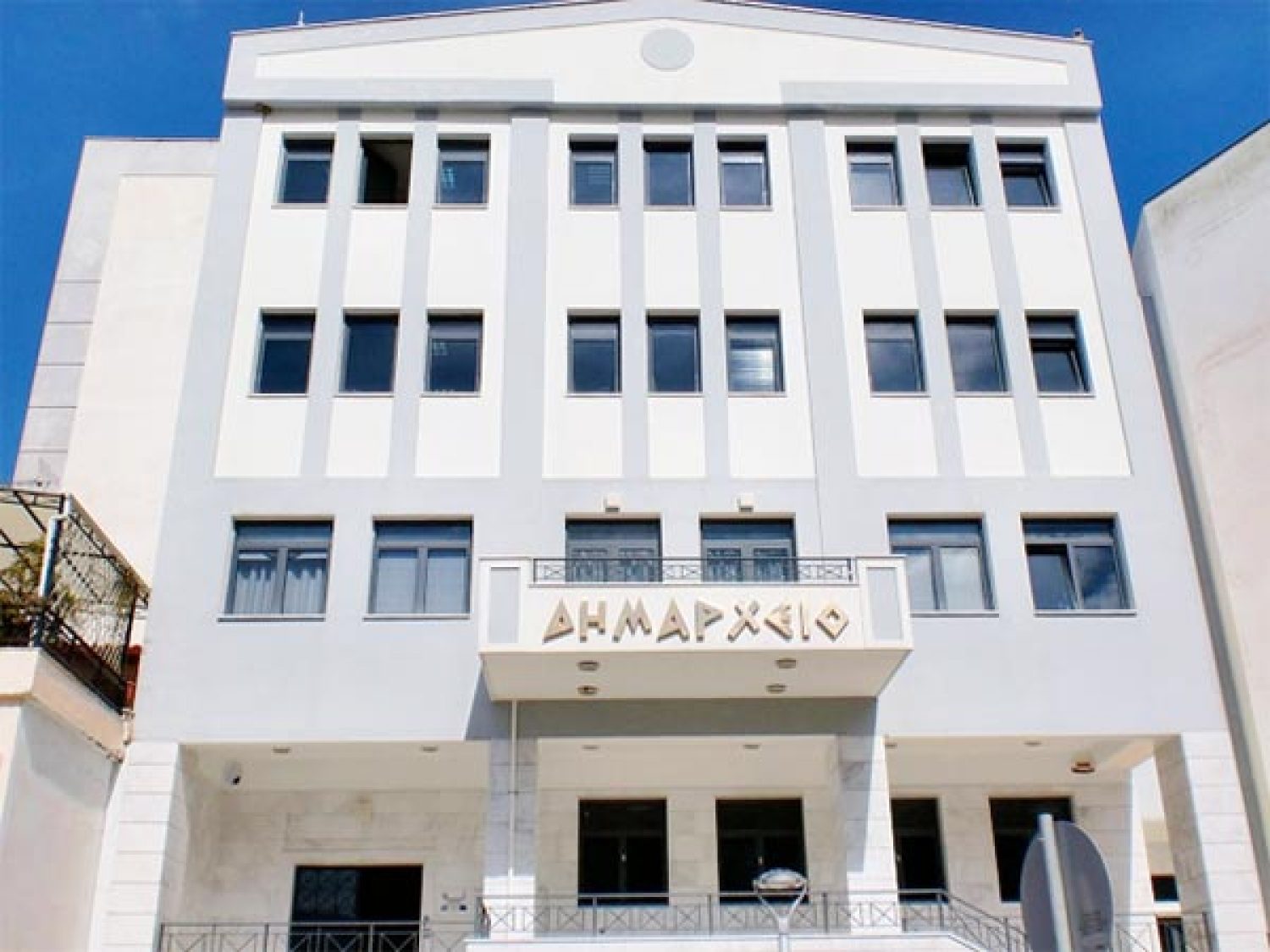 ΚΟΜΜΑΤΙΚΟΙ «ΕΠITΡΟΠΟΙ» ΣΤΟΥΣ OTA;