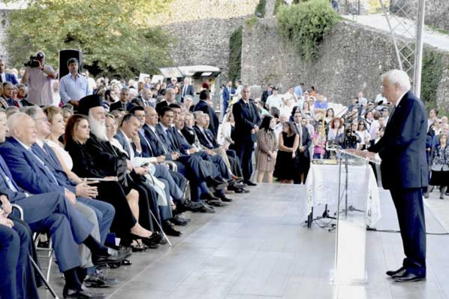 Η ΑΡΓΥΡΟΤΕΧΝΙΑ ΜΑΣ…ΛΑΜΠΕΙ ΞΑΝΑ!