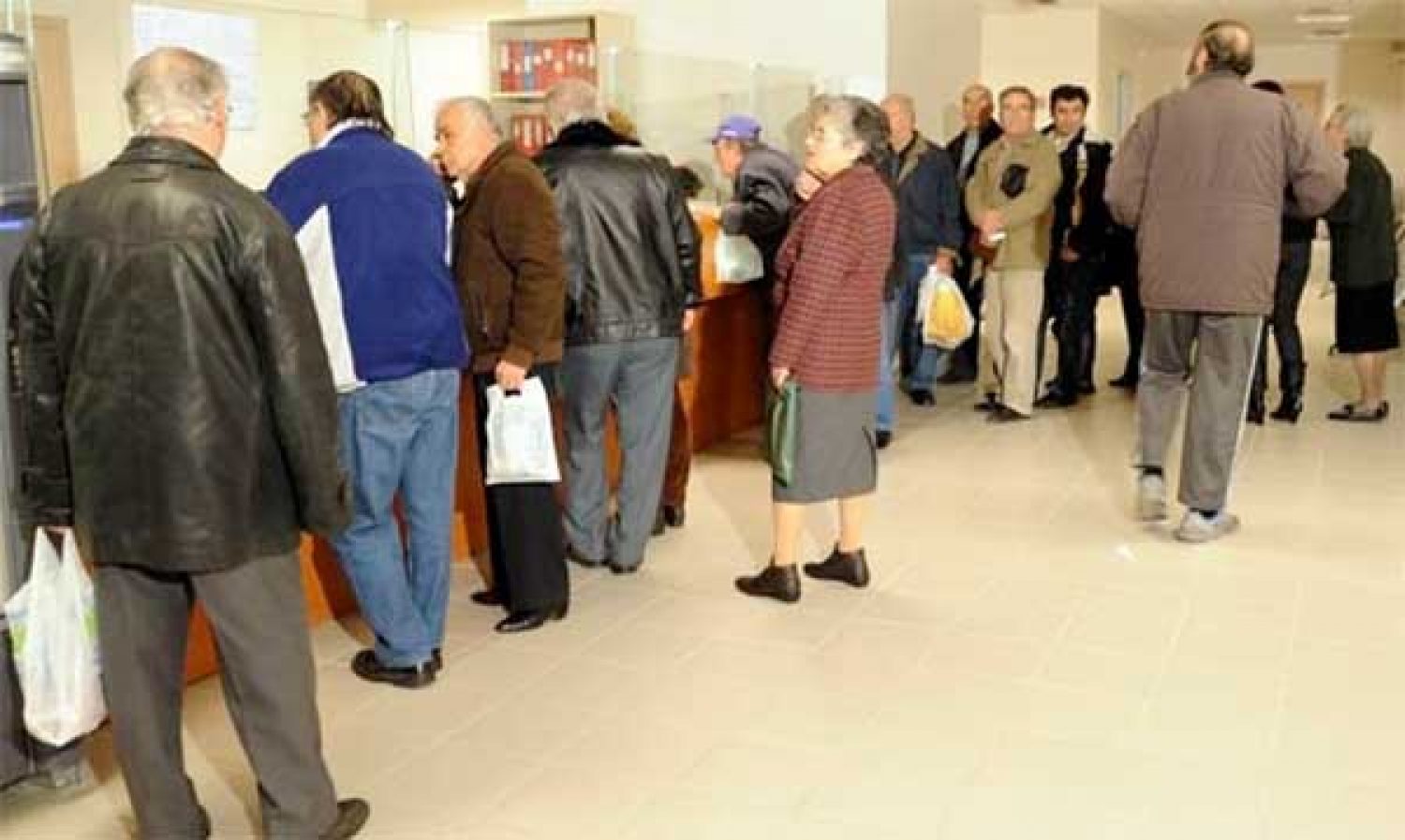 ΥΠΟ ΚΑΤΑΡΡΕΥΣΗ ΟΙ ΣΥΝΤΑΞΕΙΣ!
