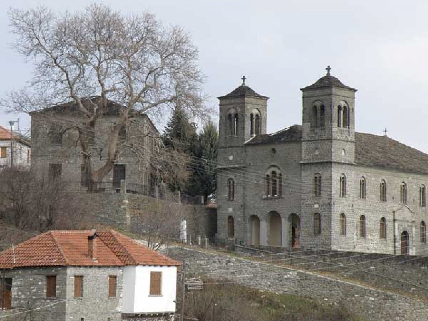 Οι ακρίτες μας απροστάτευτοι και η παραμεθόριος μαραζώνει