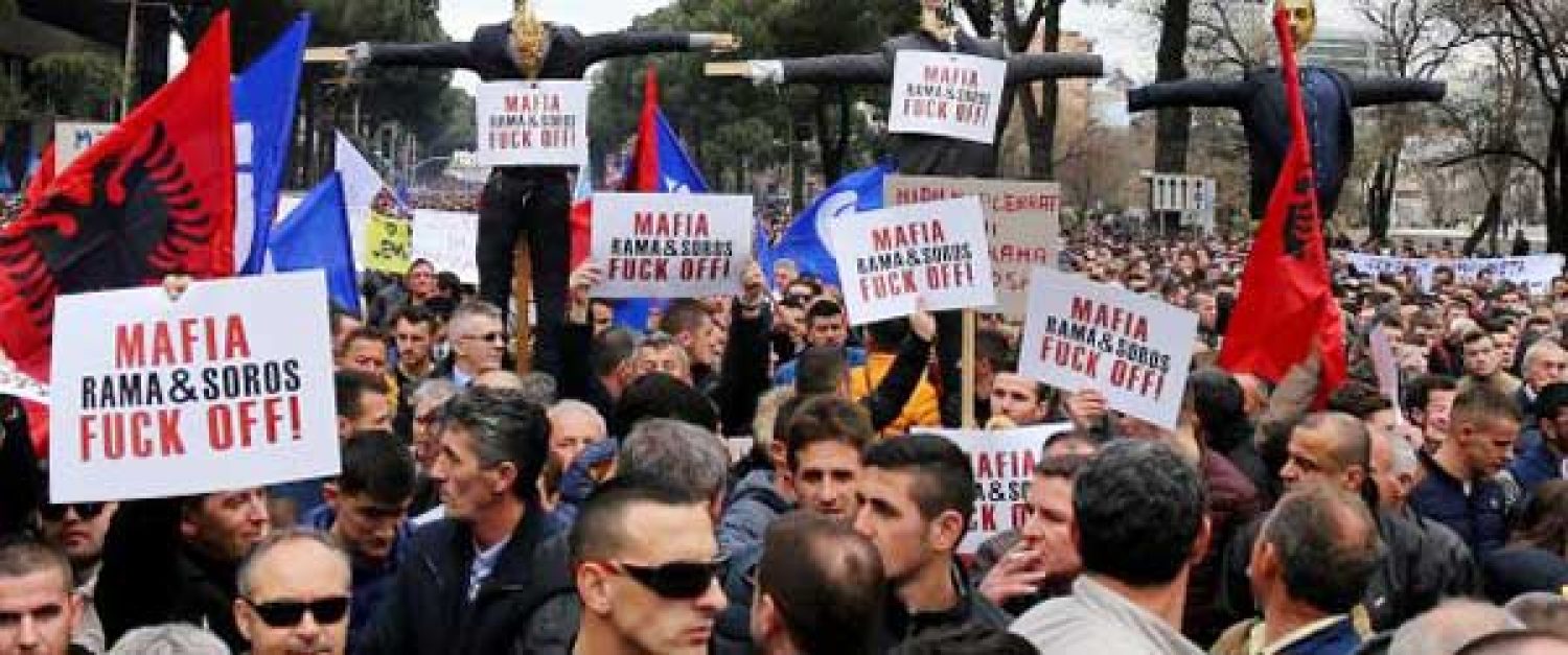 ΣΤΗΝ…ΚΟΨΗ ΤΟΥ ΞΥΡΑΦΙΟΥ Η ΑΛΒΑΝΙΑ!