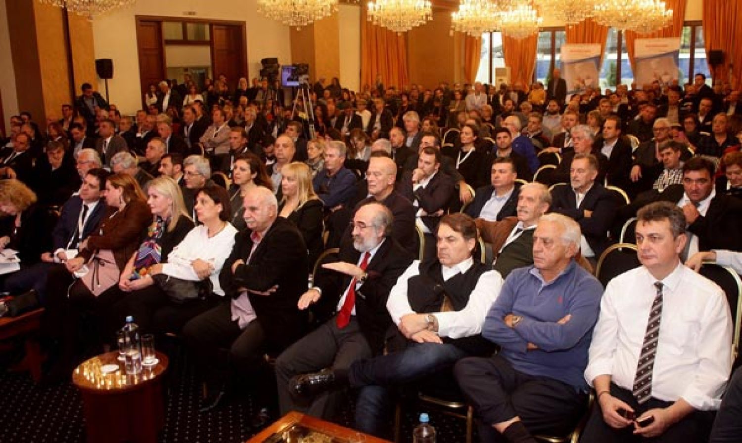 «ΚΟΚΚΙΝΕΣ» ΓΡΑΜΜΕΣ ΘΕΤΟΥΝ ΟΙ ΔΗΜΟΙ!