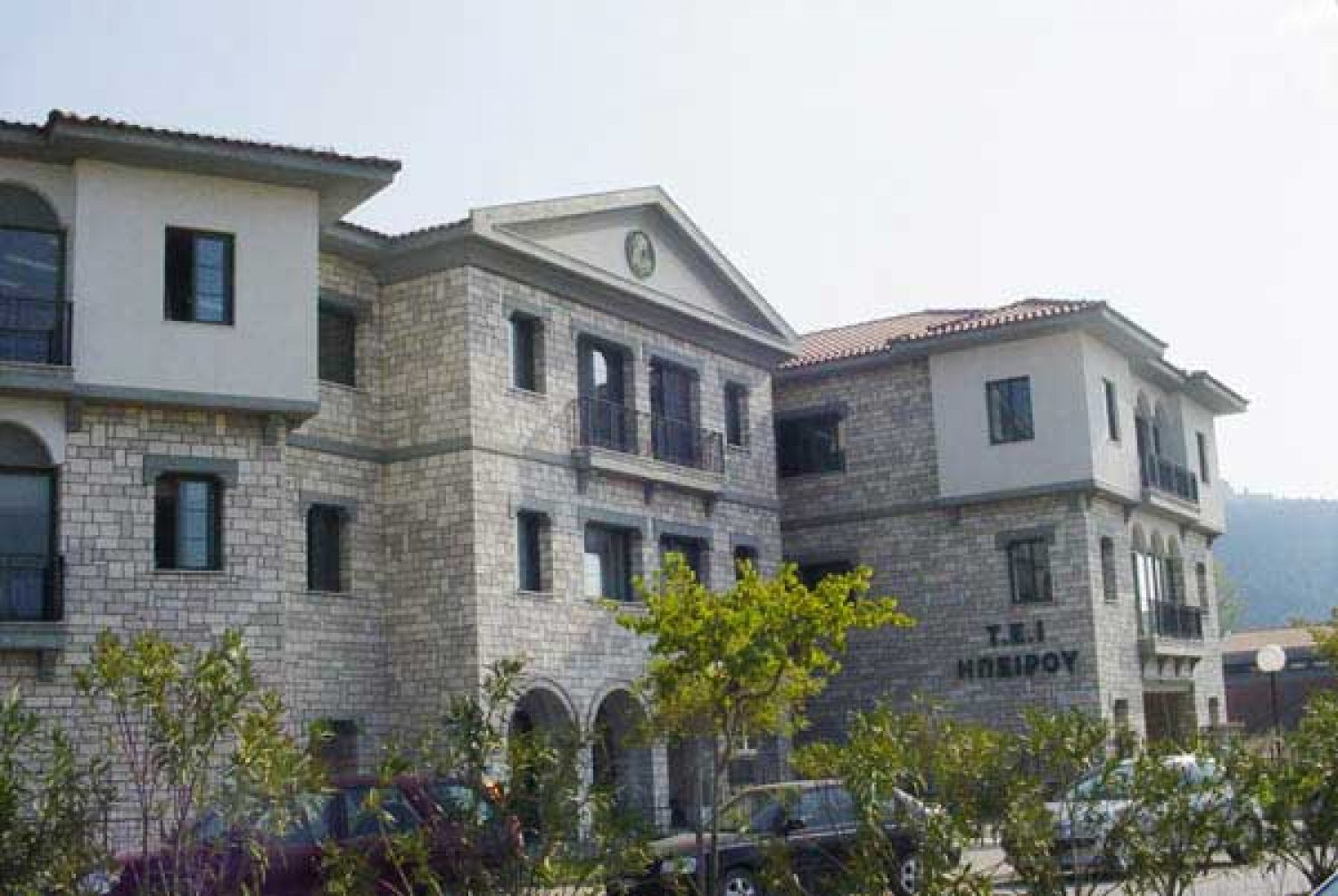 Δρόμος με… αγκάθια και εμπόδια η συγχώνευση Πανεπιστημίου-ΤΕΙ