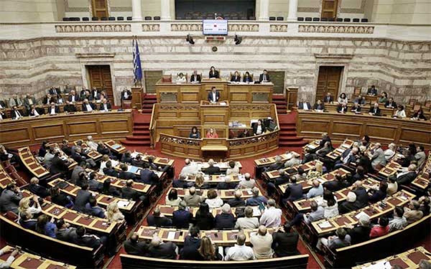 ΔΙΟΡΙΣΜΟΙ ΑΠΟ ΤΗΝ… ΠΙΣΩ ΠΟΡΤΑ!