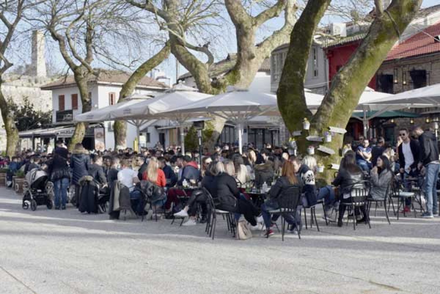 Η Γιαννιώτικη αγορά… ζεσταίνεται ενώ οι πρώτοι επισκέπτες φτάνουν!