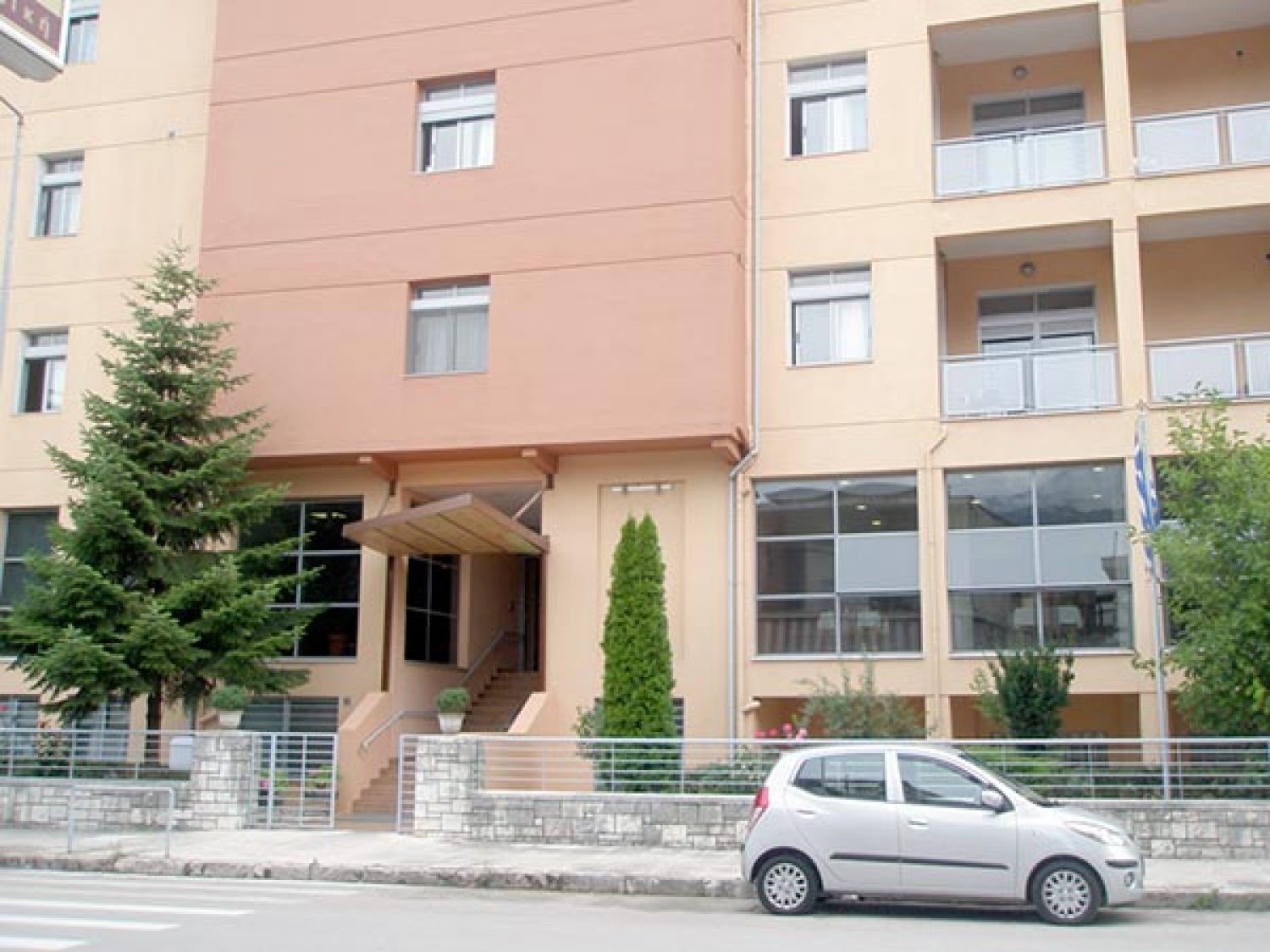 S.O.S. ΑΠΟ ΓΗΡΟΚΟΜΕΙΟ ΖΩΣΙΜΑΔΩΝ!