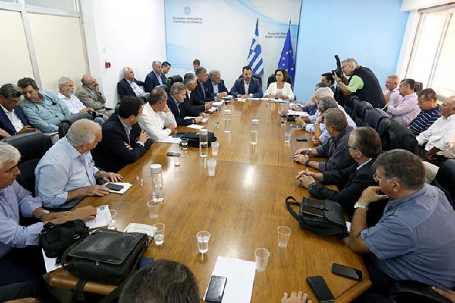 ΚΑΙ ΟΙ ΔΗΜΟΙ «ΔΙΨΑΝΕ» ΓΙΑ ΛΥΣΕΙΣ!