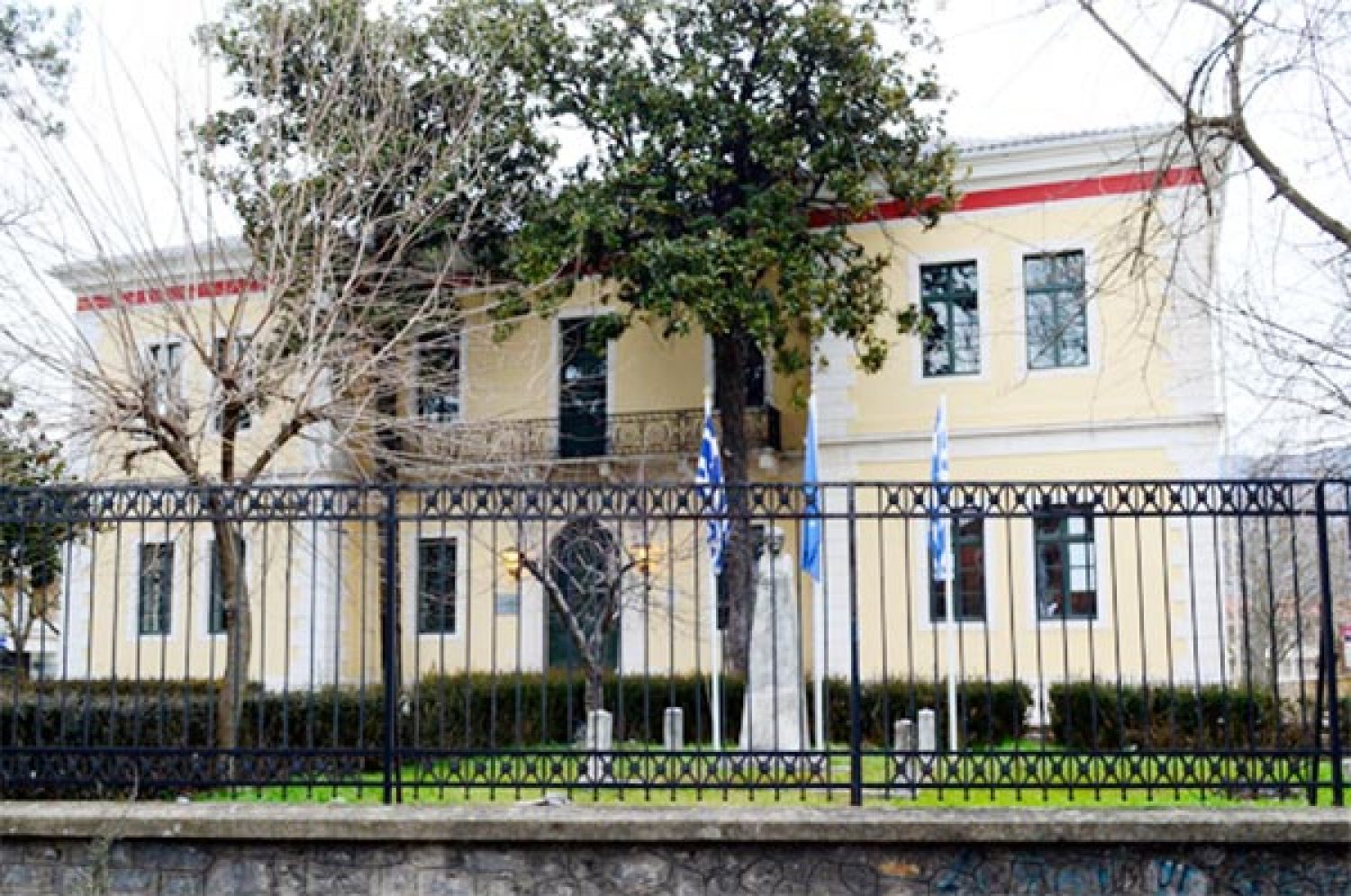 Οι Σχολικές Περιουσίες της πόλης να περιέλθουν στο Δήμο Ιωαννιτών
