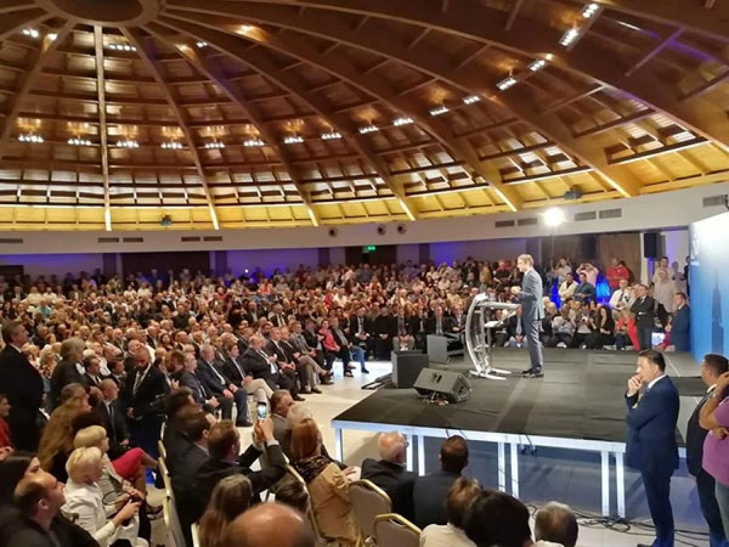 ΦΙΛΟΔΟΞΑ ΣΧΕΔΙΑ ΓΙΑ ΤΗΝ ΗΠΕΙΡΟ!