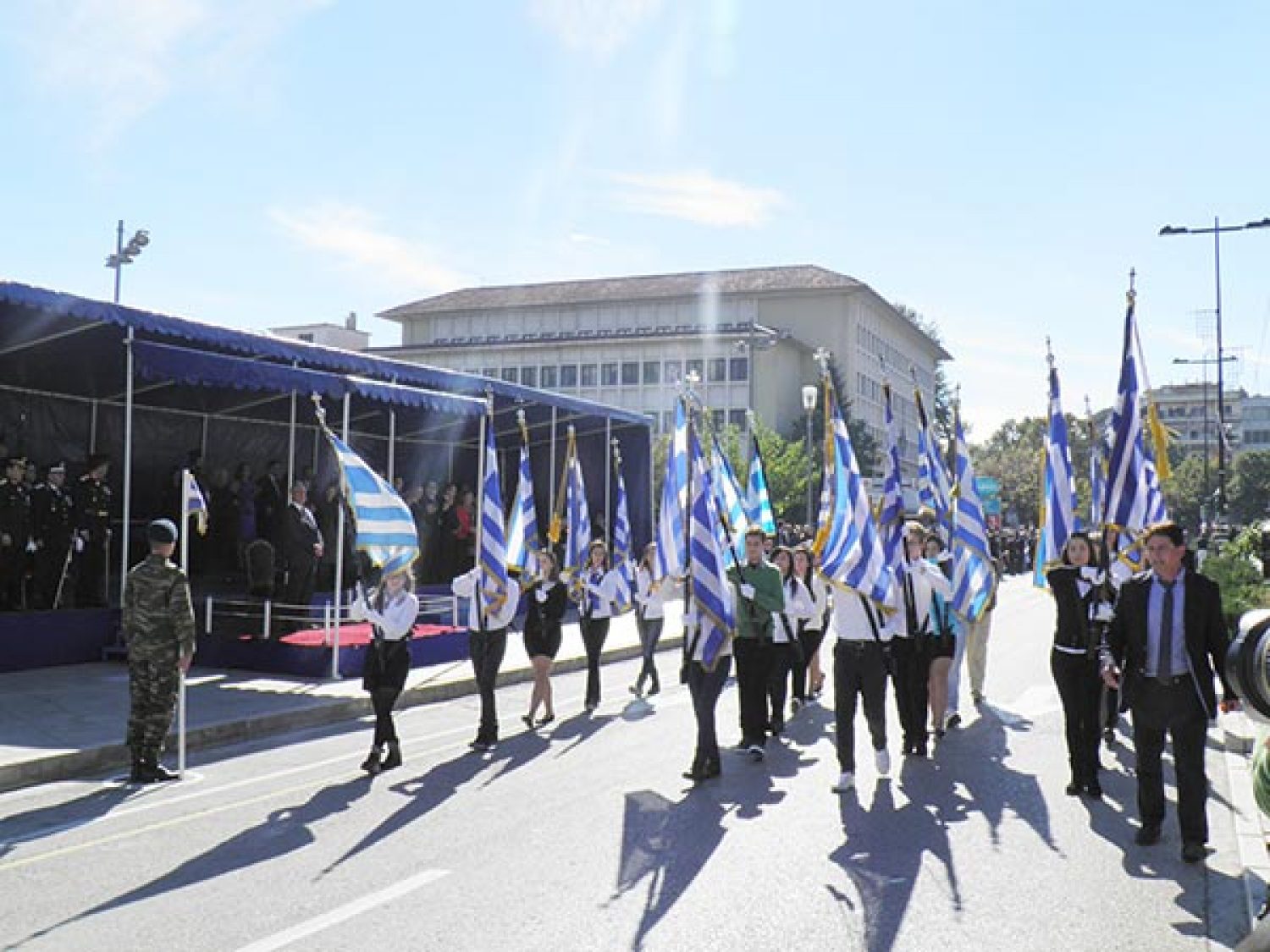 ΣΤΗΝ ΗΠΕΙΡΟ ΞΥΠΝΟΥΝ ΜΝΗΜΕΣ ΤΟΥ ‘40!
