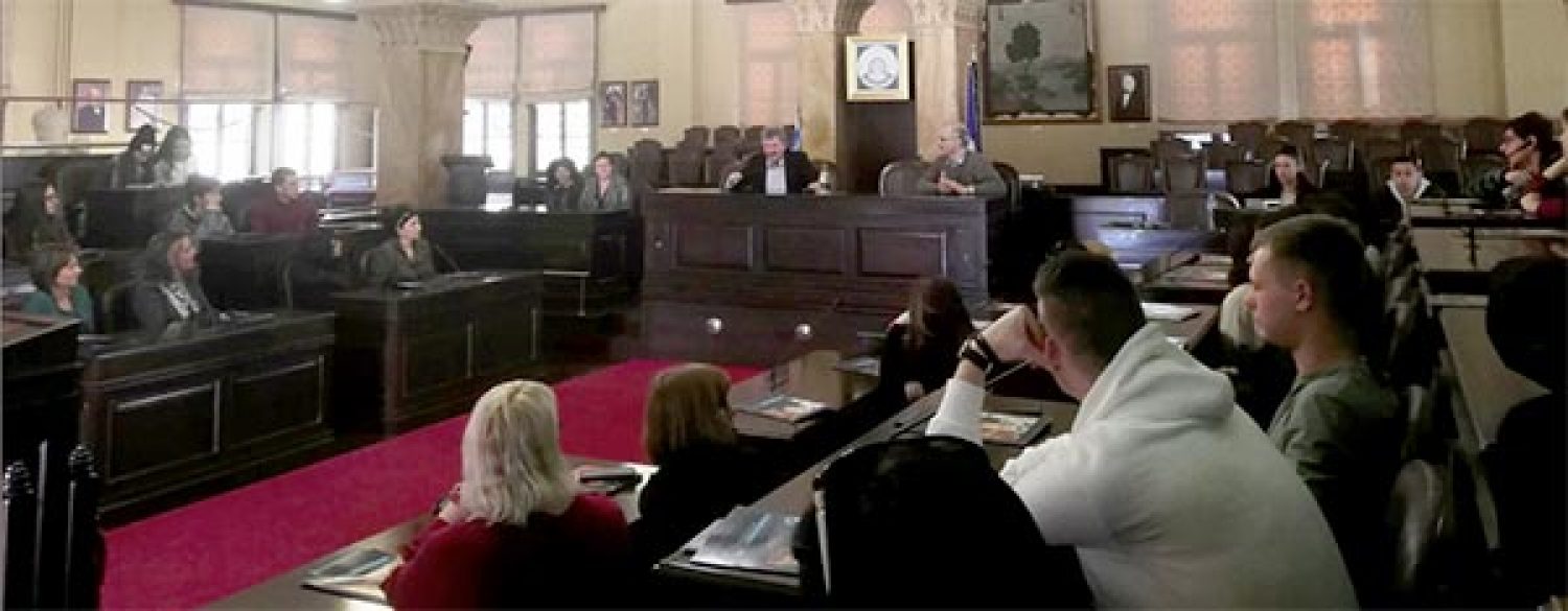 Μαθητές από Ιταλία, Λιθουανία, Τουρκία και Βουλγαρία στο Δημ. Συμβούλιο Ιωαννίνων