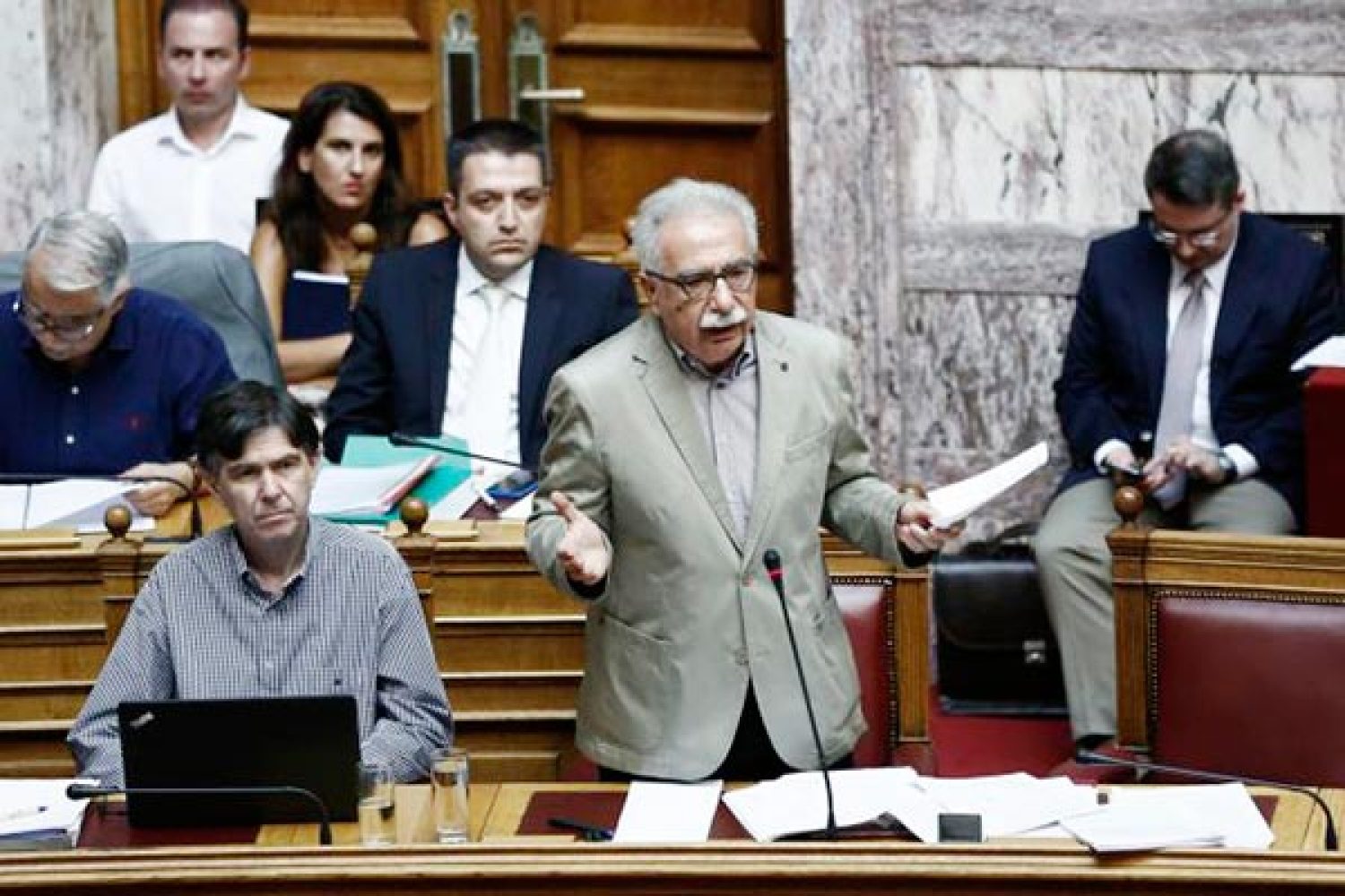 «ΘΕΣΜΙΚΟ ΕΓΚΛΗΜΑ» ΣΤΗΝ ΠΑΙΔΕΙΑ!