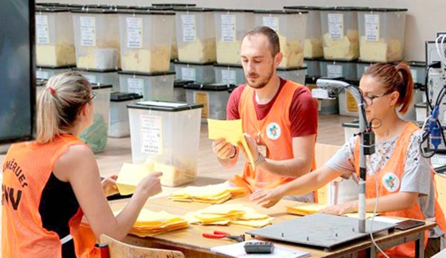 «Λύνει και δένει» στην Αλβανία ο Τζόρτζ Σόρος!