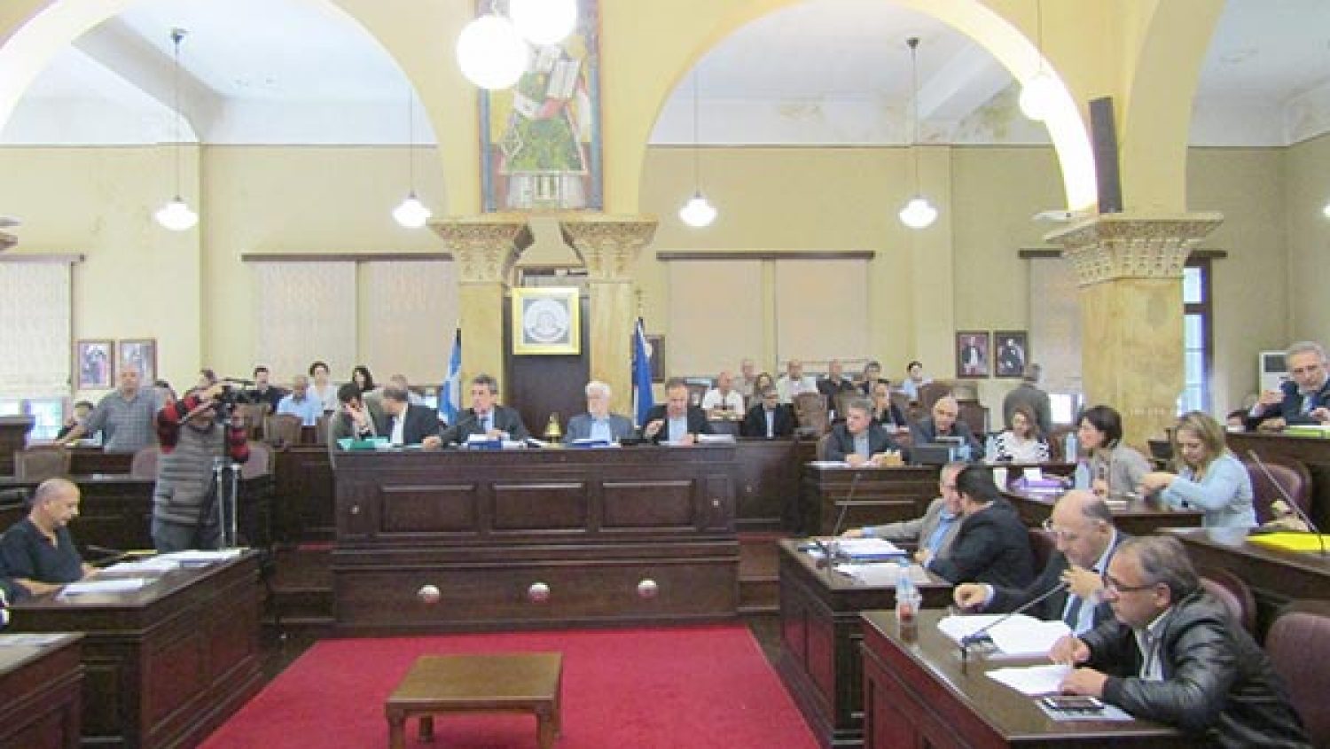 Λύση ανάγκης για την καθαριότητα στις Δ.Ε. Παμβώτιδας και Μπιζανίου!