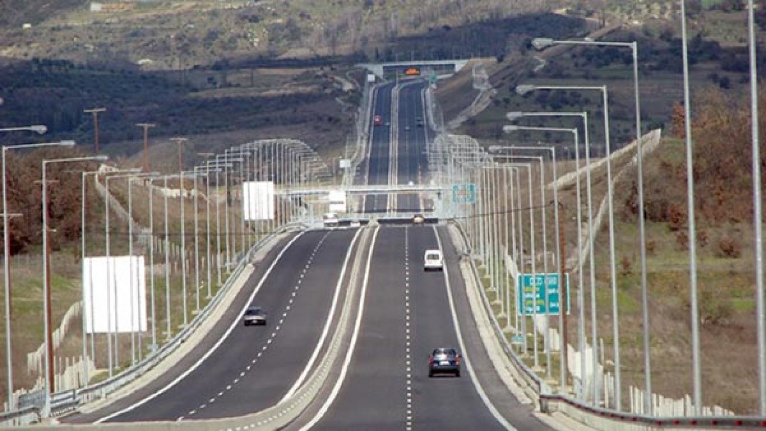 Για Ιόνια Οδό και Ε-65 προέχει η εξασφάλιση χρηματοδότησής τους!