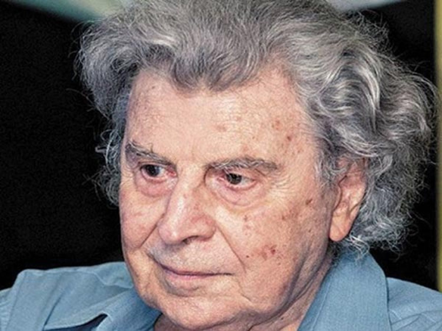 ΜΙΚΗΣ ΘΕΟΔΩΡΑΚΗΣ: Η σκέψη μου στο πλευρό των παιδιών μας στα σύνορα