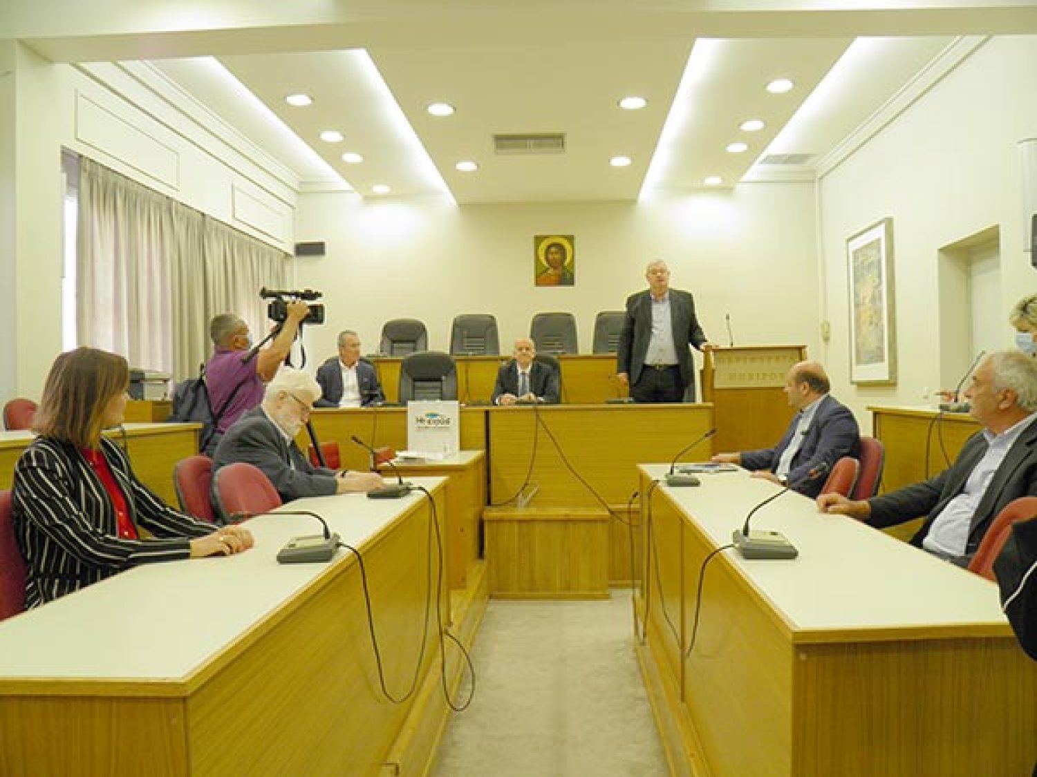 H Ήπειρος ζητάει από την Πολιτεία «χείρα βοηθείας» για τον τουρισμό!