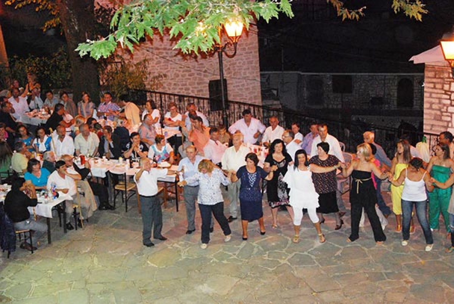 Την απόλυτη μοναξιά βιώνουν φέτος τα Ηπειρωτικά χωριά!
