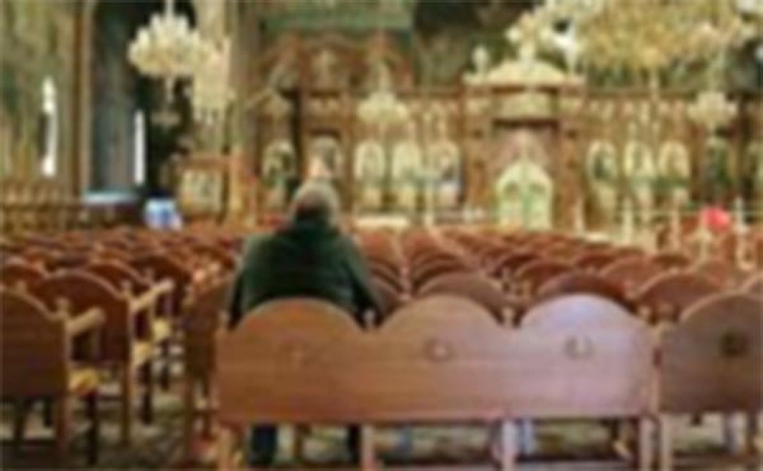 Παρατείνονται τα περιοριστικά μέτρα στους χώρους λατρείας