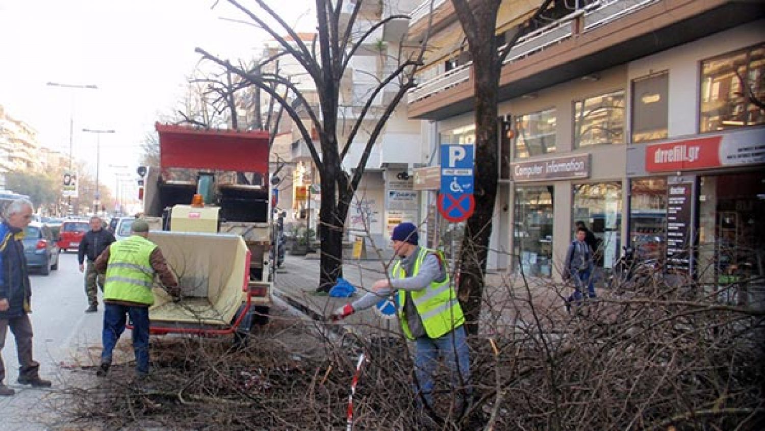 Μάχη σε πολλά «μέτωπα» του Δήμου από 400 συμβασιούχους της Κοινωφελούς!