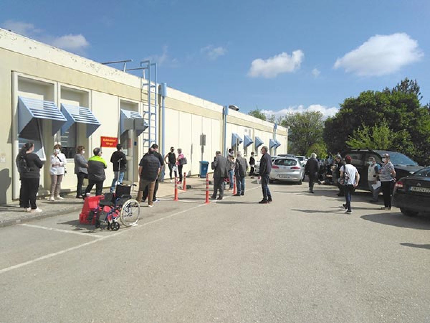 Καιρός και εμβόλια οδηγούν σε αποκλιμάκωση της πανδημίας!