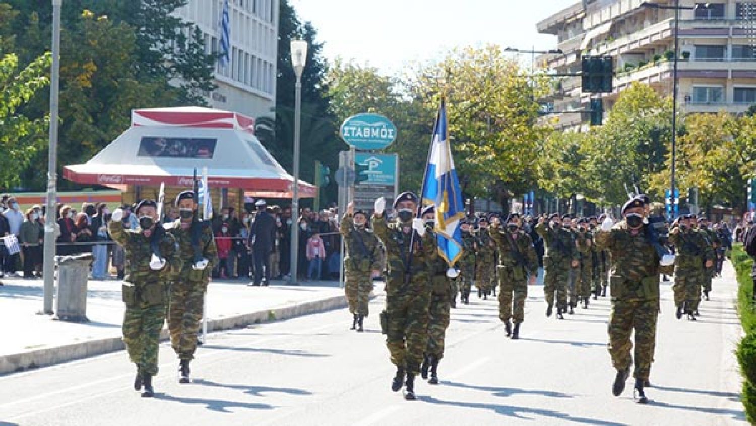 Περηφάνια, συγκίνηση και μηνύματα για την πανδημία στις εκδηλώσεις του ΟΧΙ!